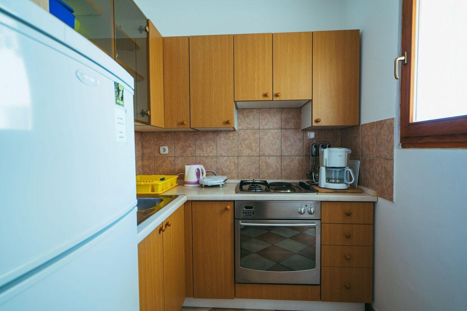 Apartments Lovre - Close To The Sea Brela Exterior photo